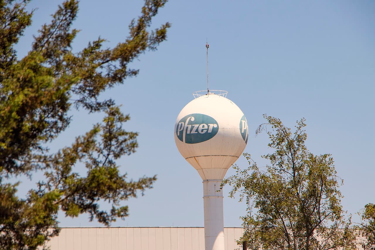 Pfizer, Seagen, Cáncer